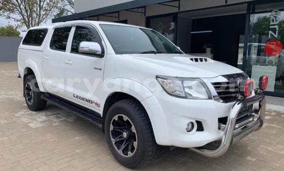 Acheter Occasion Voiture Toyota Hilux Blanc à Gobabis, Omaheke Acheter Occasion Voiture Toyota Hilux Blanc à Gobabis, Omaheke