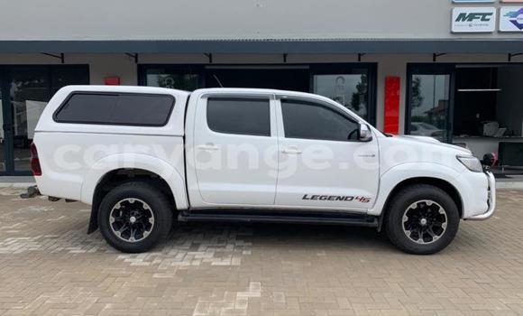 Acheter Occasion Voiture Toyota Hilux Blanc à Gobabis, Omaheke Acheter Occasion Voiture Toyota Hilux Blanc à Gobabis, Omaheke