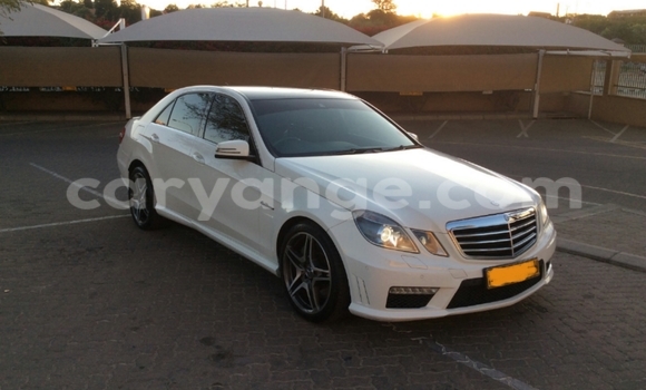 Buy Used Mercedes‒Benz E-Class White Car in Windhoek in Namibia Buy Used Mercedes‒Benz E-Class White Car in Windhoek in Namibia
