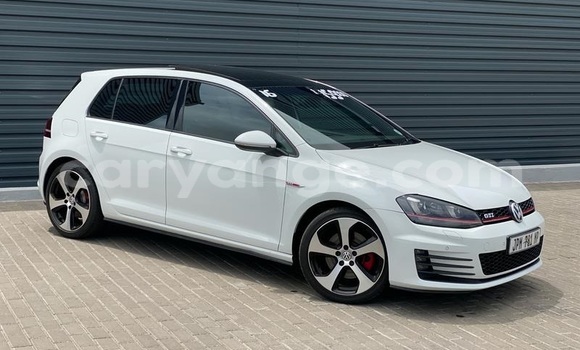 Acheter Occasion Voiture Volkswagen Golf GTI Blanc à Karasburg, Karas Acheter Occasion Voiture Volkswagen Golf GTI Blanc à Karasburg, Karas