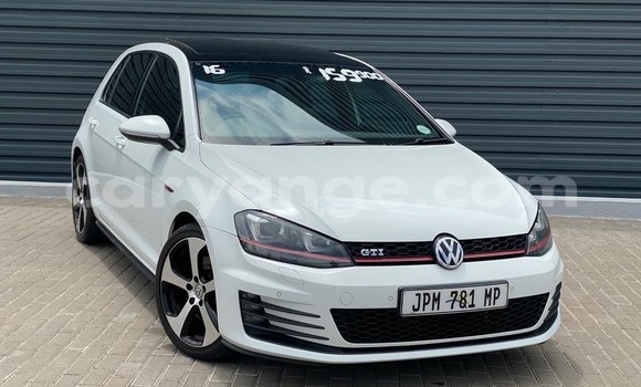 Acheter Occasion Voiture Volkswagen Golf GTI Blanc à Karasburg, Karas Acheter Occasion Voiture Volkswagen Golf GTI Blanc à Karasburg, Karas