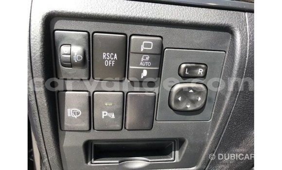 Acheter Import Voiture Toyota Land Cruiser Noir à Import - Dubai, Namibie Acheter Import Voiture Toyota Land Cruiser Noir à Import - Dubai, Namibie