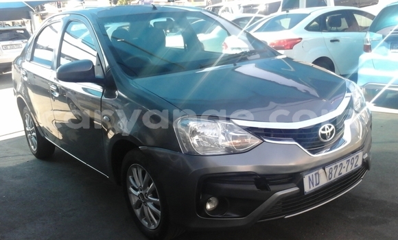 Acheter Occasion Voiture Toyota Etios Beige à Windhoek, Namibie Acheter Occasion Voiture Toyota Etios Beige à Windhoek, Namibie