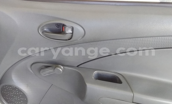 Acheter Occasion Voiture Toyota Etios Blanc à Windhoek, Namibie Acheter Occasion Voiture Toyota Etios Blanc à Windhoek, Namibie