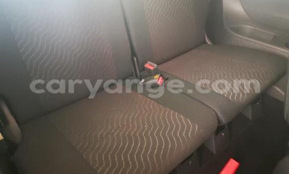 Buy Used Toyota Avanza Silver Car in Gobabis in Omaheke Buy Used Toyota Avanza Silver Car in Gobabis in Omaheke