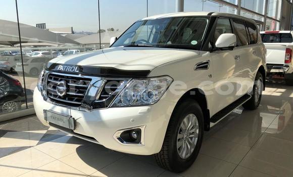 Buy Used Nissan Patrol White Car in Henties Bay in Erongo