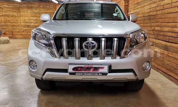 Acheter Occasion Voiture Toyota Prado Blanc à Gobabis, Omaheke Acheter Occasion Voiture Toyota Prado Blanc à Gobabis, Omaheke