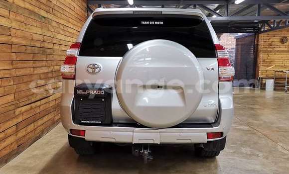 Acheter Occasion Voiture Toyota Prado Blanc à Gobabis, Omaheke Acheter Occasion Voiture Toyota Prado Blanc à Gobabis, Omaheke
