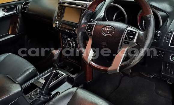 Acheter Occasion Voiture Toyota Prado Blanc à Gobabis, Omaheke Acheter Occasion Voiture Toyota Prado Blanc à Gobabis, Omaheke