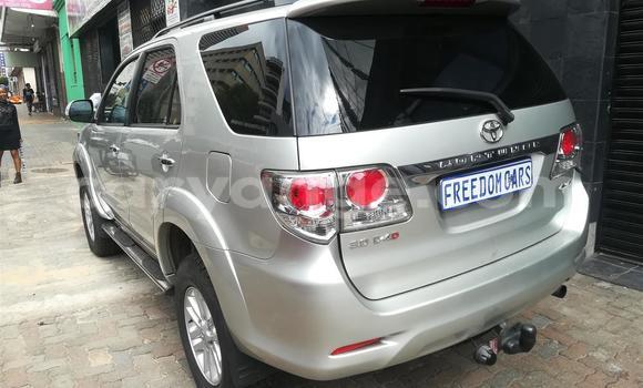 Acheter Occasion Voiture Toyota Fortuner Gris à Bethanien, Karas Acheter Occasion Voiture Toyota Fortuner Gris à Bethanien, Karas
