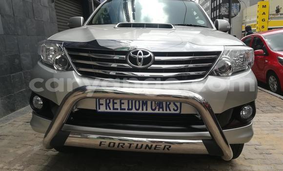 Acheter Occasion Voiture Toyota Fortuner Gris à Bethanien, Karas Acheter Occasion Voiture Toyota Fortuner Gris à Bethanien, Karas