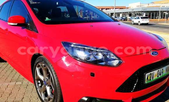 Acheter Occasion Voiture Ford Focus Rouge à Aranos, Hardap Acheter Occasion Voiture Ford Focus Rouge à Aranos, Hardap