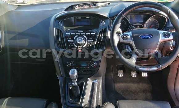 Acheter Occasion Voiture Ford Focus Rouge à Aranos, Hardap Acheter Occasion Voiture Ford Focus Rouge à Aranos, Hardap