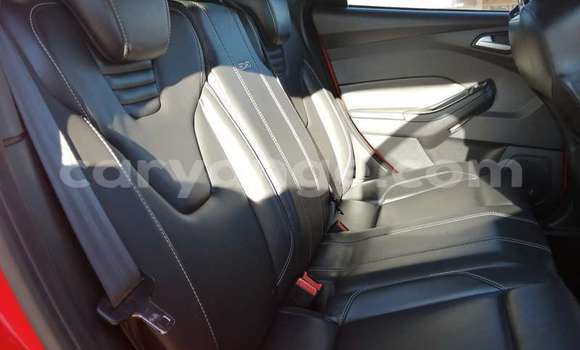 Acheter Occasion Voiture Ford Focus Rouge à Aranos, Hardap Acheter Occasion Voiture Ford Focus Rouge à Aranos, Hardap