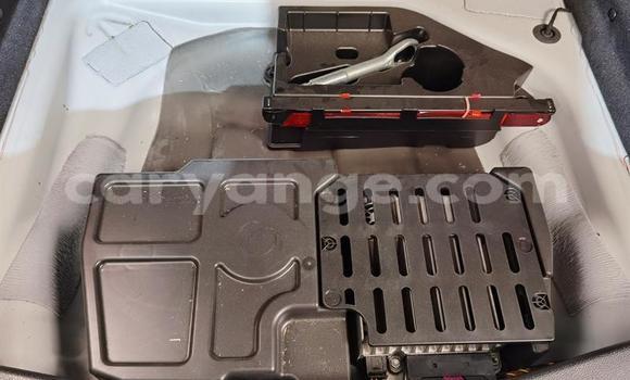 Acheter Occasion Voiture Mercedes-Benz 250 Blanc à Import - Dubai, Namibie Acheter Occasion Voiture Mercedes-Benz 250 Blanc à Import - Dubai, Namibie