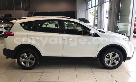 Acheter Occasion Voiture Toyota RAV4 Blanc à Aranos, Hardap Acheter Occasion Voiture Toyota RAV4 Blanc à Aranos, Hardap