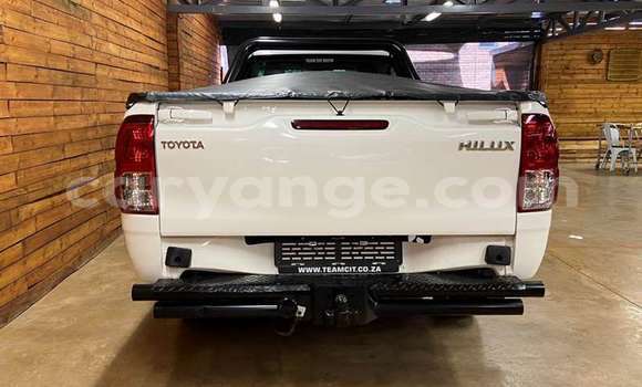Acheter Occasion Voiture Toyota Hilux Blanc à Aranos, Hardap Acheter Occasion Voiture Toyota Hilux Blanc à Aranos, Hardap