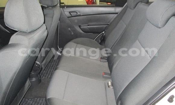 Acheter Occasion Voiture Chevrolet Aveo Blanc à Gobabis, Omaheke Acheter Occasion Voiture Chevrolet Aveo Blanc à Gobabis, Omaheke