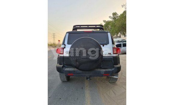 Acheter Import Voiture Toyota FJ Cruiser Autre à Import - Dubai, Namibie Acheter Import Voiture Toyota FJ Cruiser Autre à Import - Dubai, Namibie