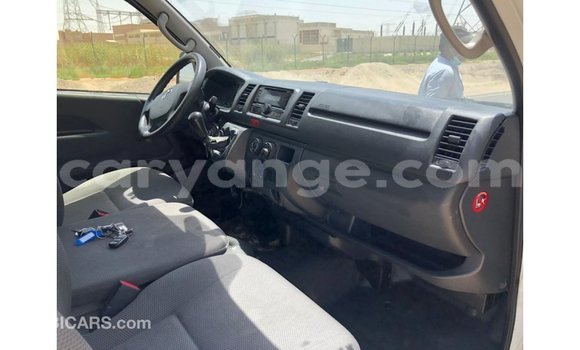 Buy Import Toyota 4Runner White Car in Import - Dubai in Namibia Buy Import Toyota 4Runner White Car in Import - Dubai in Namibia