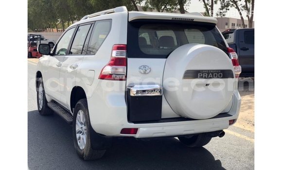 Acheter Import Voiture Toyota Prado Blanc à Import - Dubai, Namibie Acheter Import Voiture Toyota Prado Blanc à Import - Dubai, Namibie