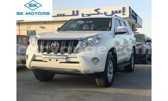 Acheter Import Voiture Toyota Prado Blanc à Import - Dubai, Namibie