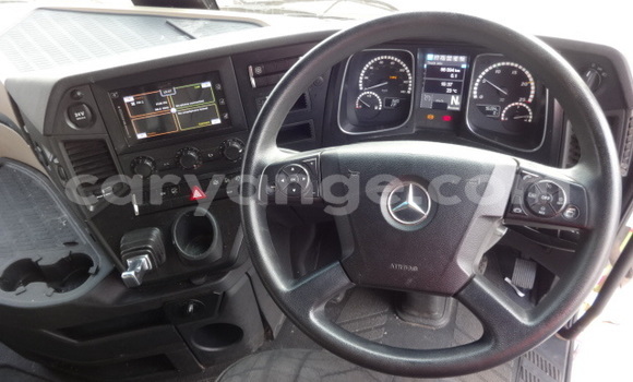 Buy Used Mercedes‒Benz 2644 Red Truck in Windhoek in Namibia Buy Used Mercedes‒Benz 2644 Red Truck in Windhoek in Namibia
