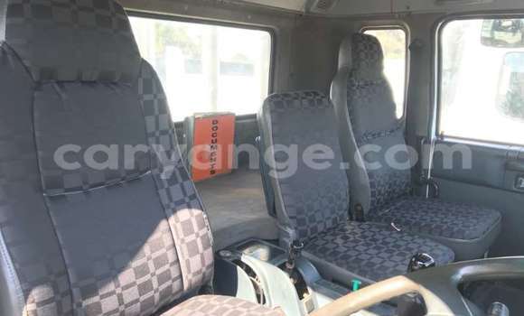 Acheter Occasion Utilitaire Nissan UD Blanc à Karasburg, Karas Acheter Occasion Utilitaire Nissan UD Blanc à Karasburg, Karas