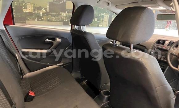 Acheter Occasion Voiture Volkswagen Polo Rouge à Import - Dubai, Namibie Acheter Occasion Voiture Volkswagen Polo Rouge à Import - Dubai, Namibie