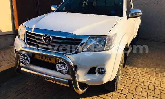 Buy Used Toyota Hilux Silver Car in Windhoek in Namibia Buy Used Toyota Hilux Silver Car in Windhoek in Namibia