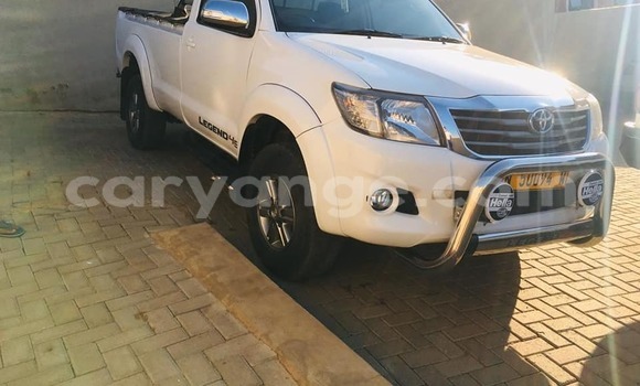 Buy Used Toyota Hilux Silver Car in Windhoek in Namibia Buy Used Toyota Hilux Silver Car in Windhoek in Namibia