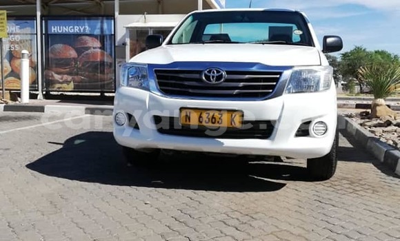 Buy Used Toyota Hilux White Car in Windhoek in Namibia Buy Used Toyota Hilux White Car in Windhoek in Namibia