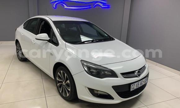 Buy Used Opel Astra White Car in Gobabis in Omaheke