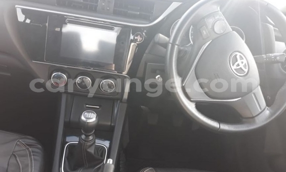 Acheter Occasion Voiture Toyota Corolla Blanc à Windhoek, Namibie Acheter Occasion Voiture Toyota Corolla Blanc à Windhoek, Namibie