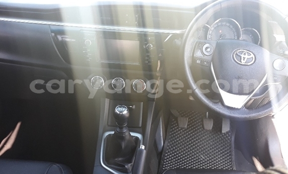 Acheter Occasion Voiture Toyota Corolla Blanc à Windhoek, Namibie Acheter Occasion Voiture Toyota Corolla Blanc à Windhoek, Namibie