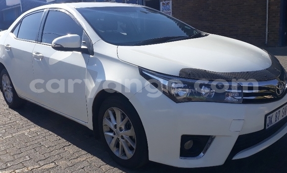 Acheter Occasion Voiture Toyota Corolla Blanc à Windhoek, Namibie Acheter Occasion Voiture Toyota Corolla Blanc à Windhoek, Namibie