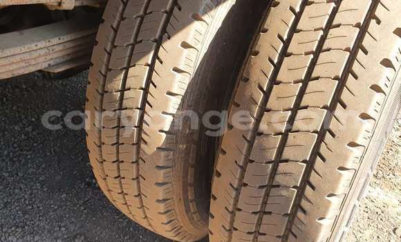 Acheter Occasion Utilitaire Hino 300 Series Blanc à Karasburg, Karas Acheter Occasion Utilitaire Hino 300 Series Blanc à Karasburg, Karas