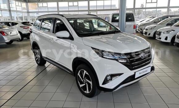 Acheter Occasion Voiture Toyota Rush Blanc à Import - Dubai, Namibie Acheter Occasion Voiture Toyota Rush Blanc à Import - Dubai, Namibie