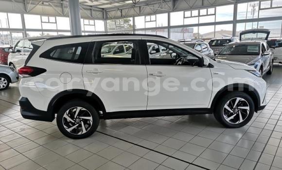 Acheter Occasion Voiture Toyota Rush Blanc à Import - Dubai, Namibie Acheter Occasion Voiture Toyota Rush Blanc à Import - Dubai, Namibie