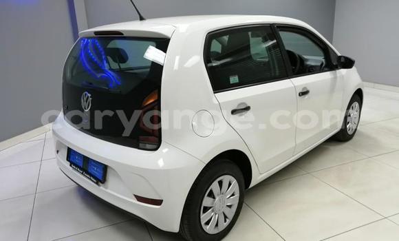 Acheter Occasion Voiture Volkswagen up! Blanc à Gobabis, Omaheke Acheter Occasion Voiture Volkswagen up! Blanc à Gobabis, Omaheke