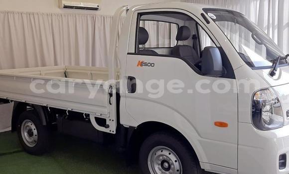 Acheter Occasion Voiture Kia K3 Blanc à Windhoek, Namibie Acheter Occasion Voiture Kia K3 Blanc à Windhoek, Namibie