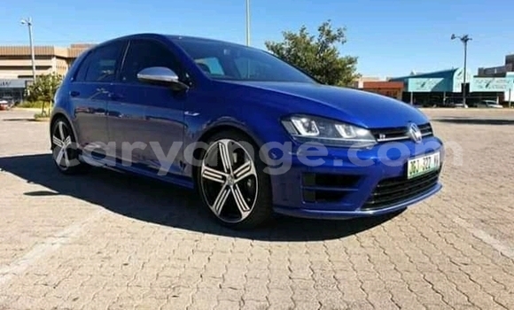 Buy Used Volkswagen Golf R Blue Car in Gobabis in Omaheke