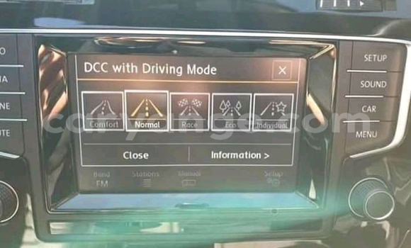 Acheter Occasion Voiture Volkswagen Golf R Bleu à Gobabis, Omaheke Acheter Occasion Voiture Volkswagen Golf R Bleu à Gobabis, Omaheke