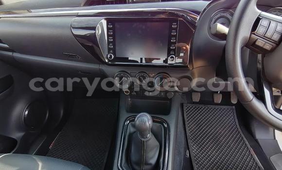 Acheter Occasion Voiture Toyota Hilux Blanc à Gobabis, Omaheke Acheter Occasion Voiture Toyota Hilux Blanc à Gobabis, Omaheke