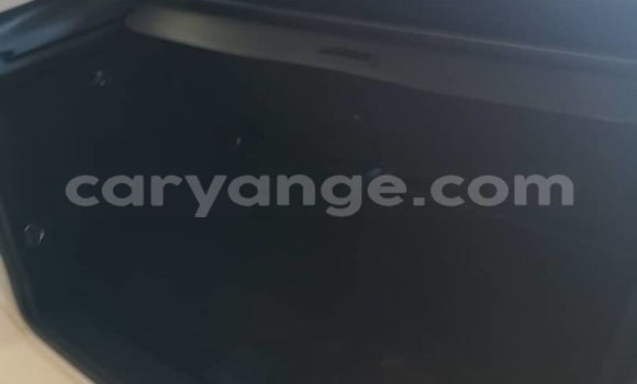 Buy Used Mercedes Viano White Car in Walvis Bay in Namibia Buy Used Mercedes Viano White Car in Walvis Bay in Namibia