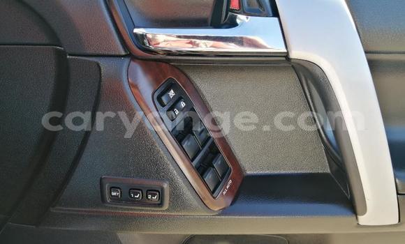 Acheter Occasion Voiture Toyota Land Cruiser Prado Blanc à Grootfontein, Namibie Acheter Occasion Voiture Toyota Land Cruiser Prado Blanc à Grootfontein, Namibie