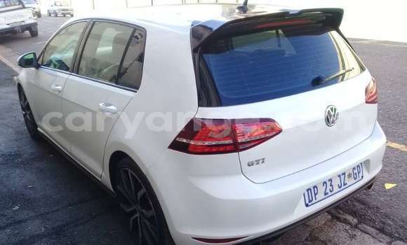 Buy Used Volkswagen Golf White Car in Windhoek in Namibia Buy Used Volkswagen Golf White Car in Windhoek in Namibia