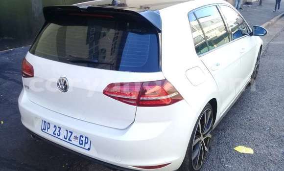 Buy Used Volkswagen Golf White Car in Windhoek in Namibia Buy Used Volkswagen Golf White Car in Windhoek in Namibia
