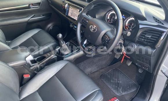 Acheter Occasion Voiture Toyota Hilux Gris à Karasburg, Karas Acheter Occasion Voiture Toyota Hilux Gris à Karasburg, Karas