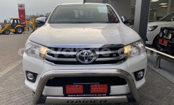 Acheter Occasion Voiture Toyota Hilux Blanc à Gobabis, Omaheke Acheter Occasion Voiture Toyota Hilux Blanc à Gobabis, Omaheke